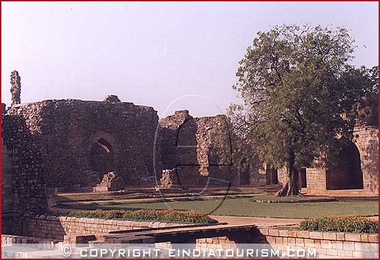 Qutab Minar